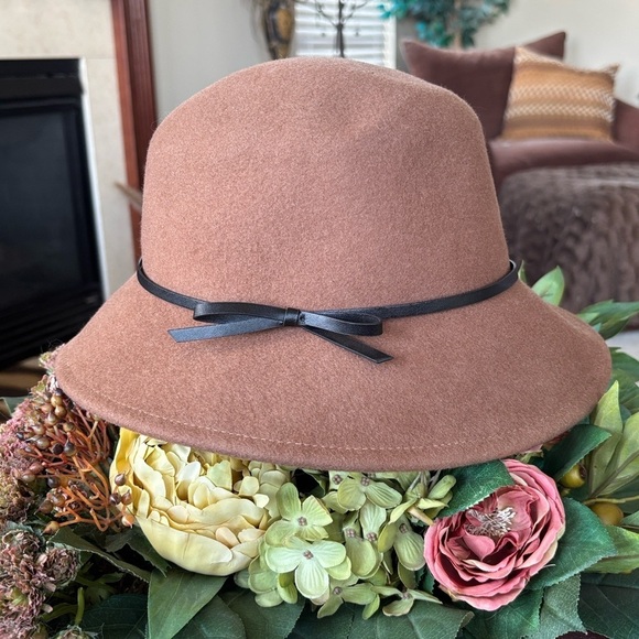 100% Wool Felt Brown Trench Hat w/ Banded Black Bow Accent main image 10